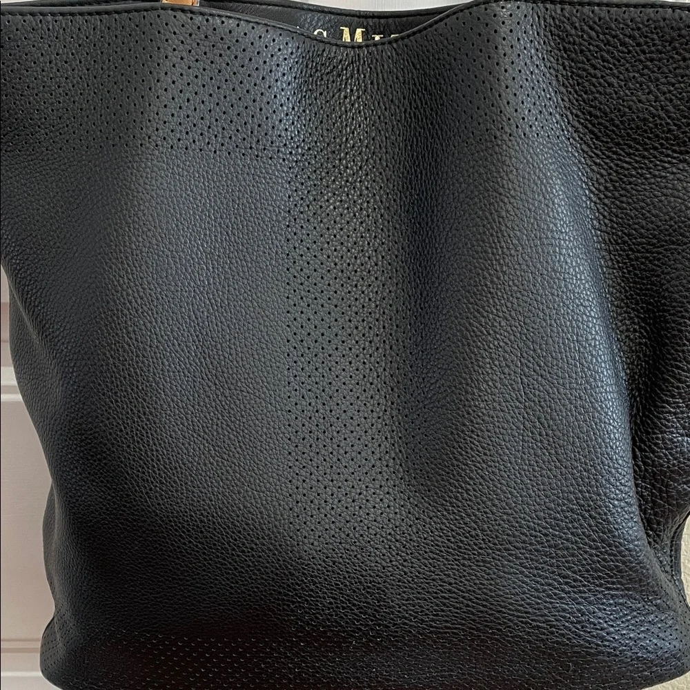 Isaac Mizrahi chic black